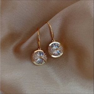 Creative 18K Gold Charm Circle Earrings